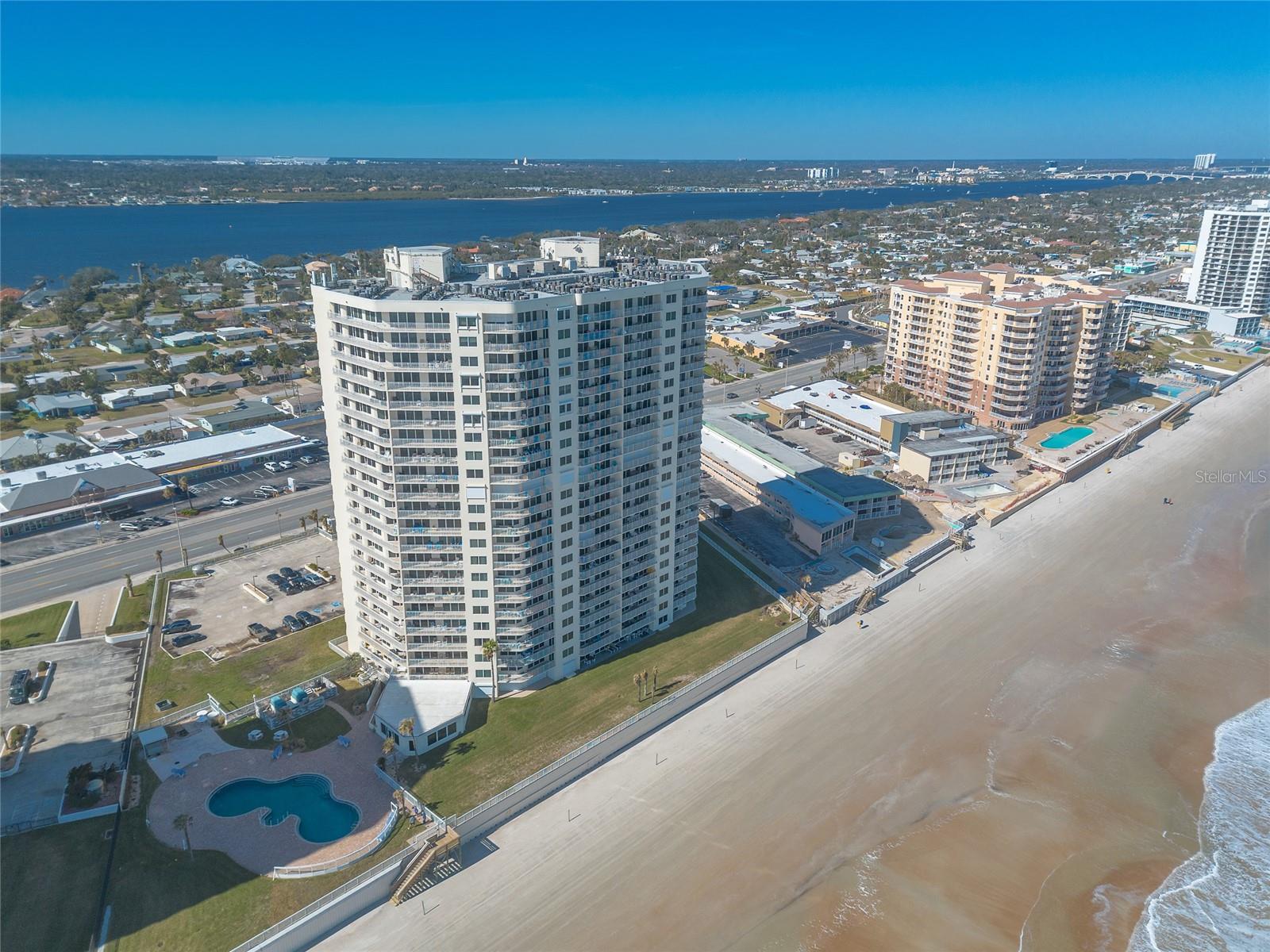 2545 S ATLANTIC AVE #PH4, DAYTONA BEACH, FL, 32118