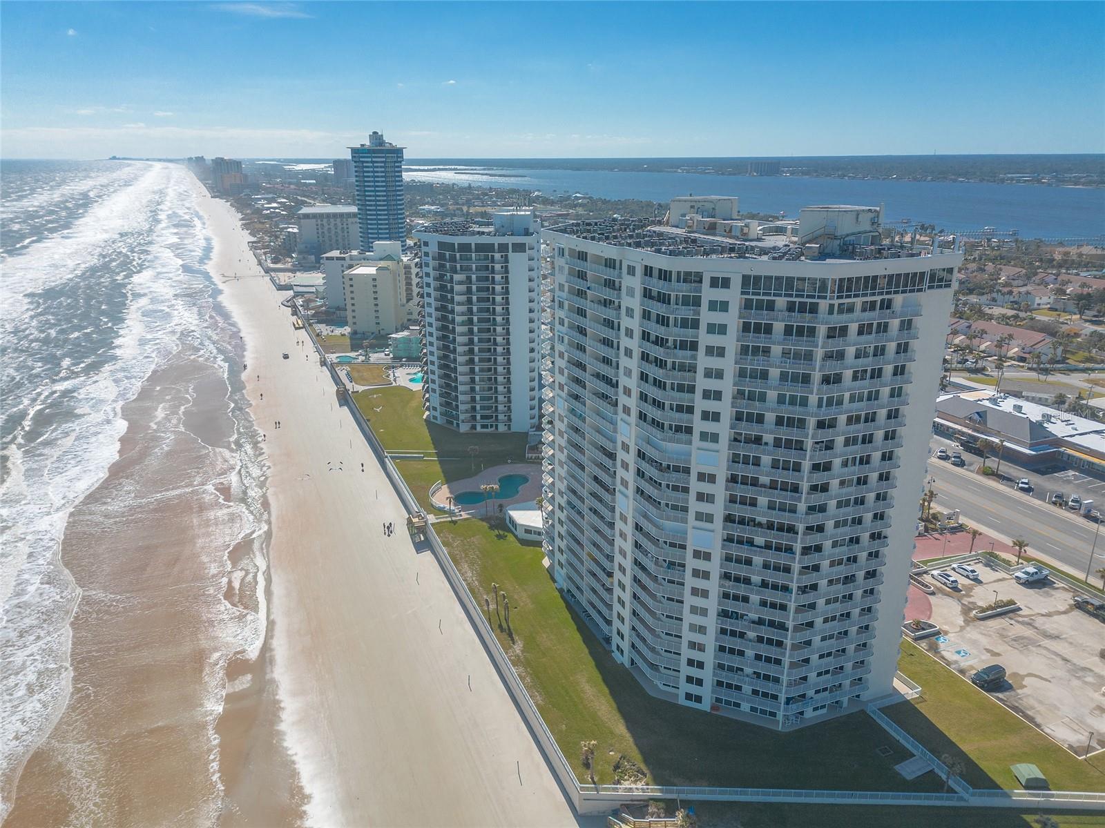 2545 S ATLANTIC AVE #PH4, DAYTONA BEACH, FL, 32118