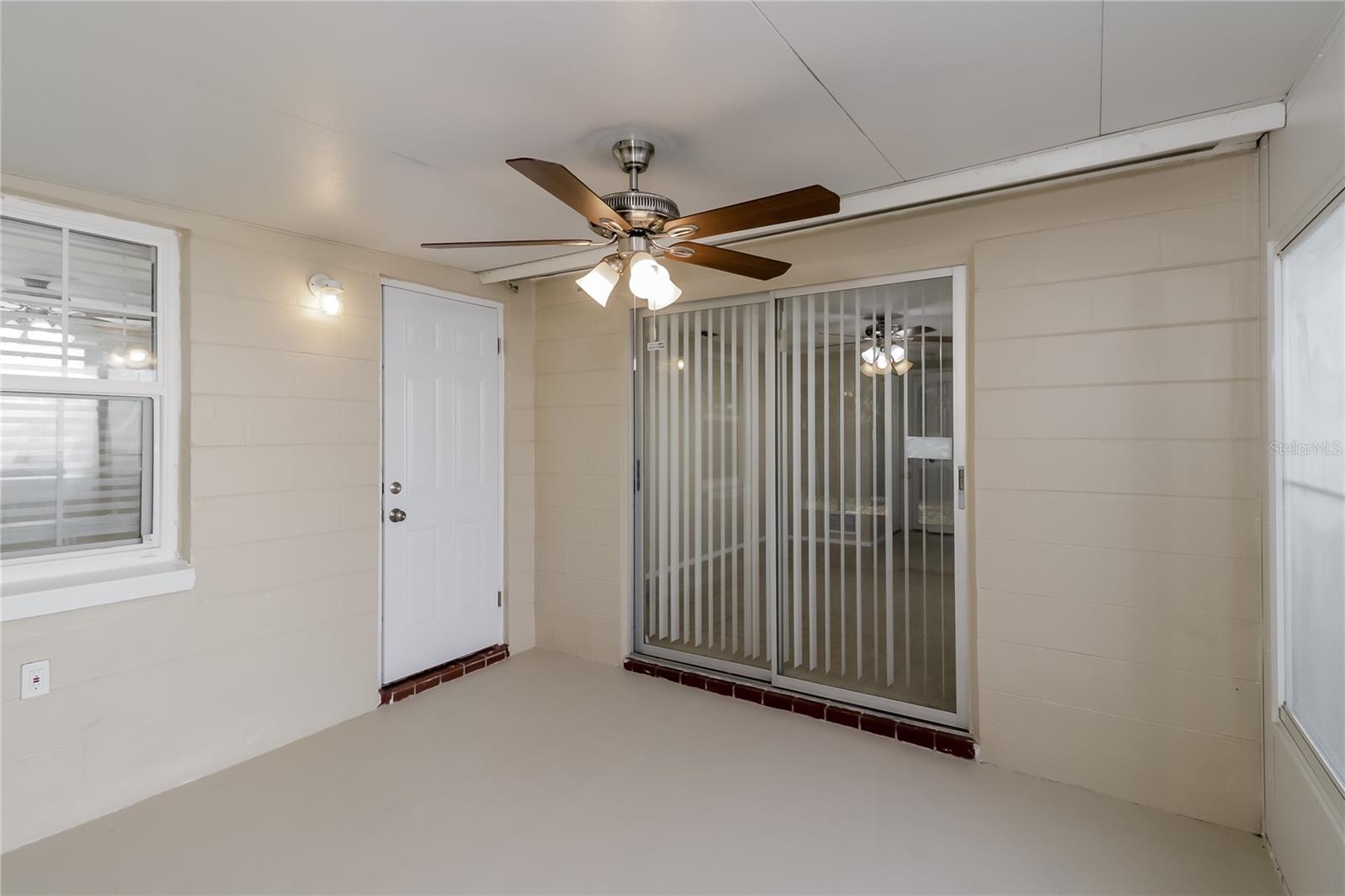 5707 CANOSA DR, HOLIDAY, FL, 34690