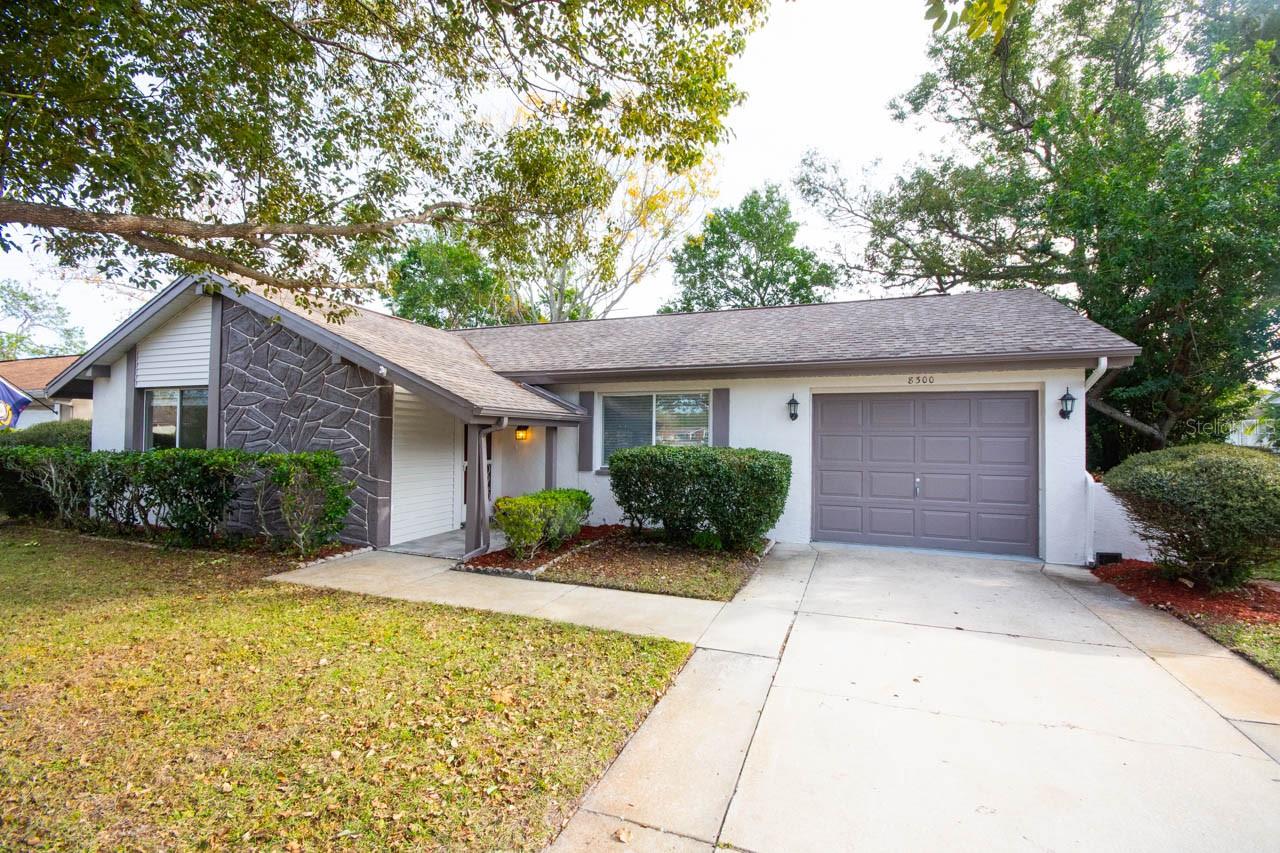 8300 WOODSONG ROW, HUDSON, FL, 34667