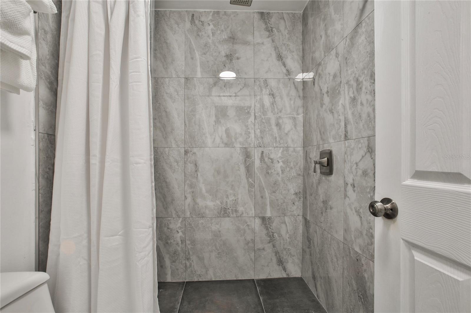 532 HUNTER CIR, KISSIMMEE, FL, 34758