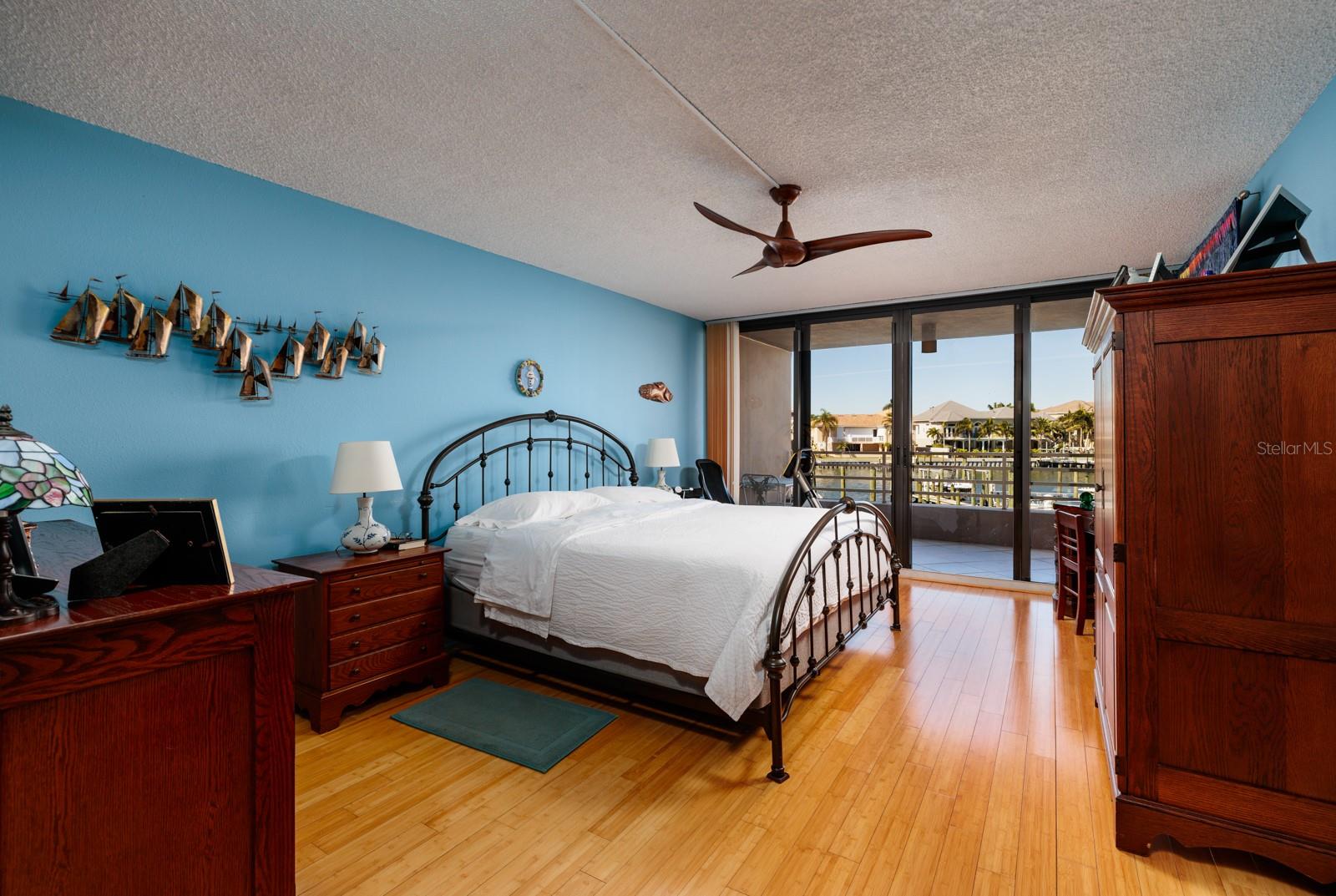 2795 KIPPS COLONY DR S #104, ST PETERSBURG, FL, 33707