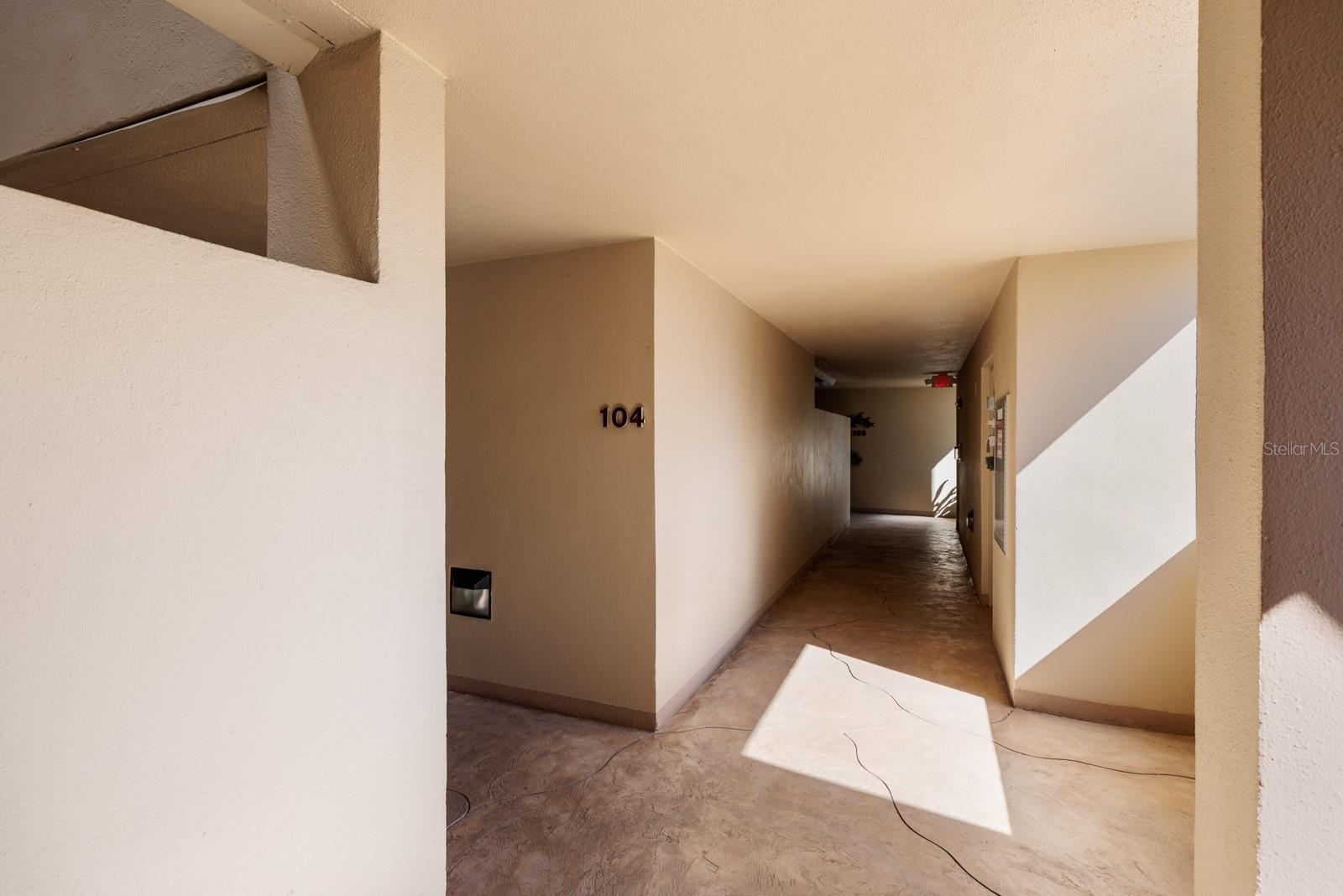 2795 KIPPS COLONY DR S #104, ST PETERSBURG, FL, 33707