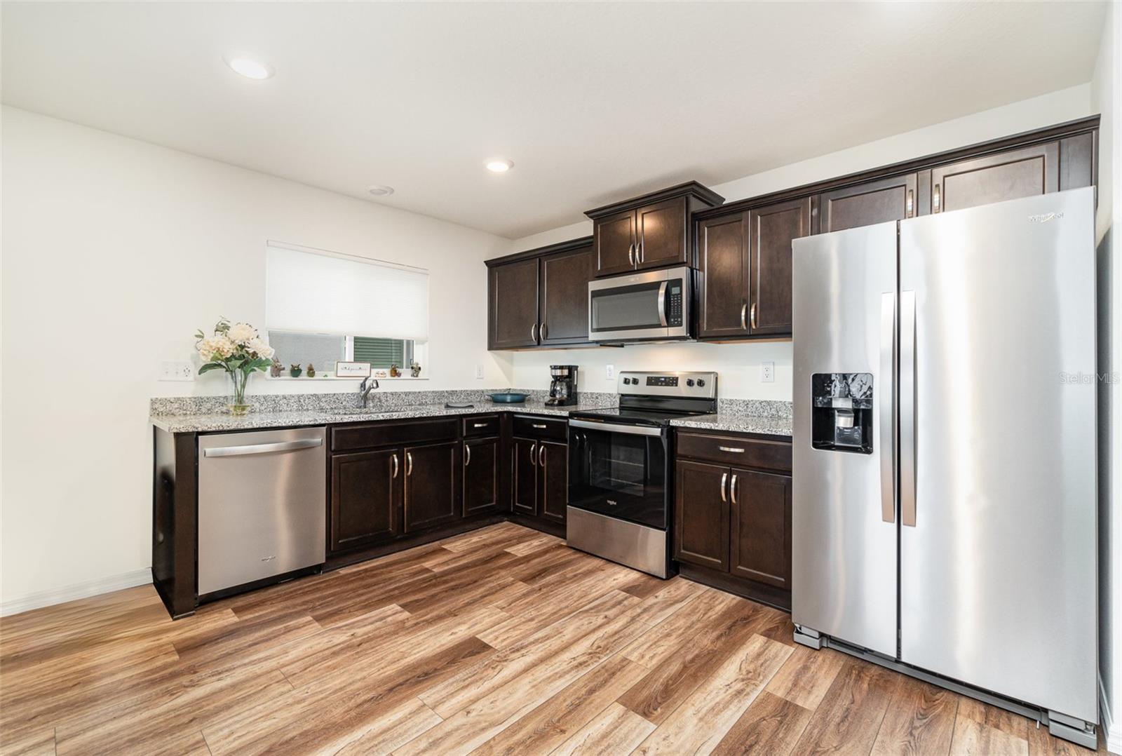 7425 35TH LN E, SARASOTA, FL, 34243