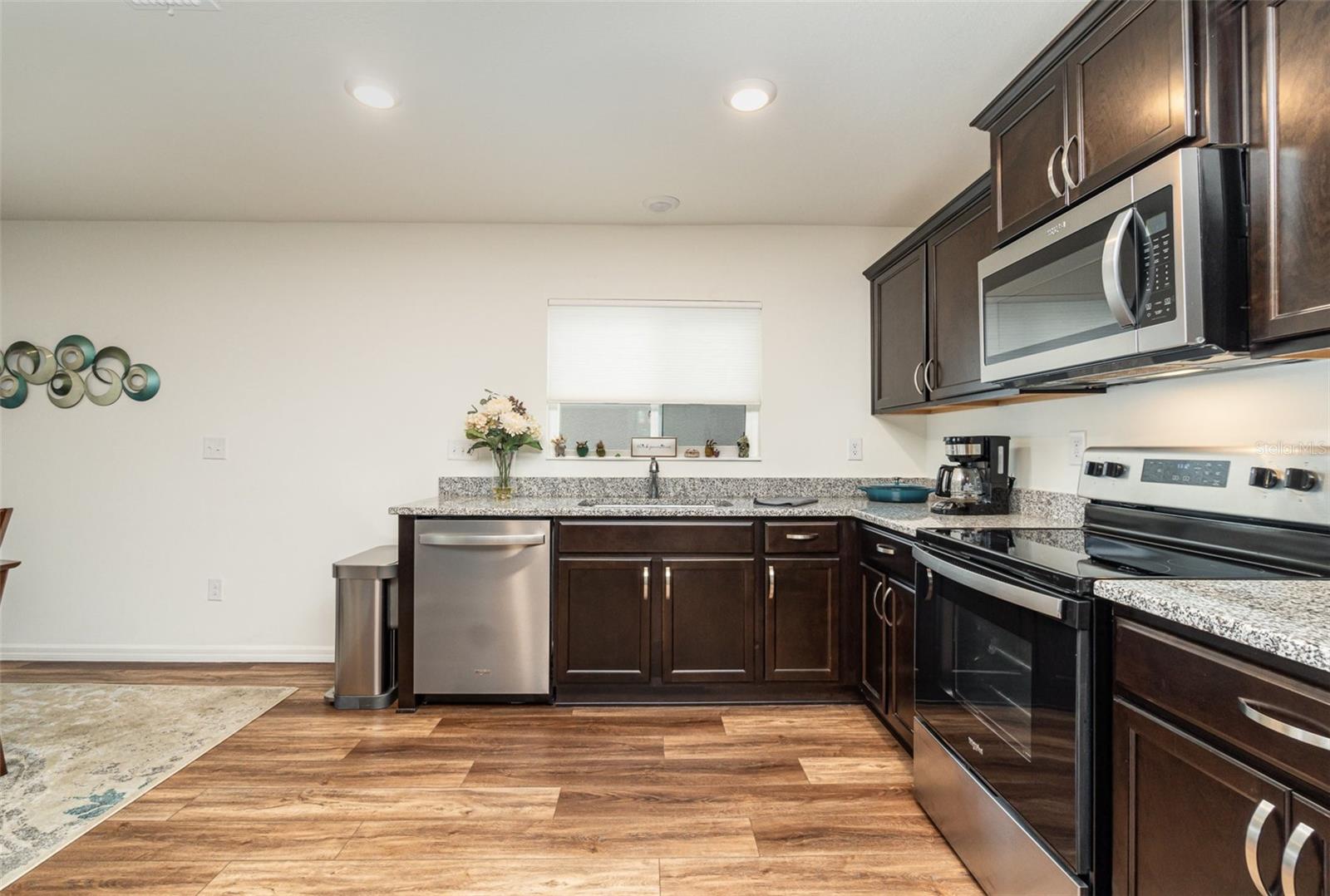 7425 35TH LN E, SARASOTA, FL, 34243