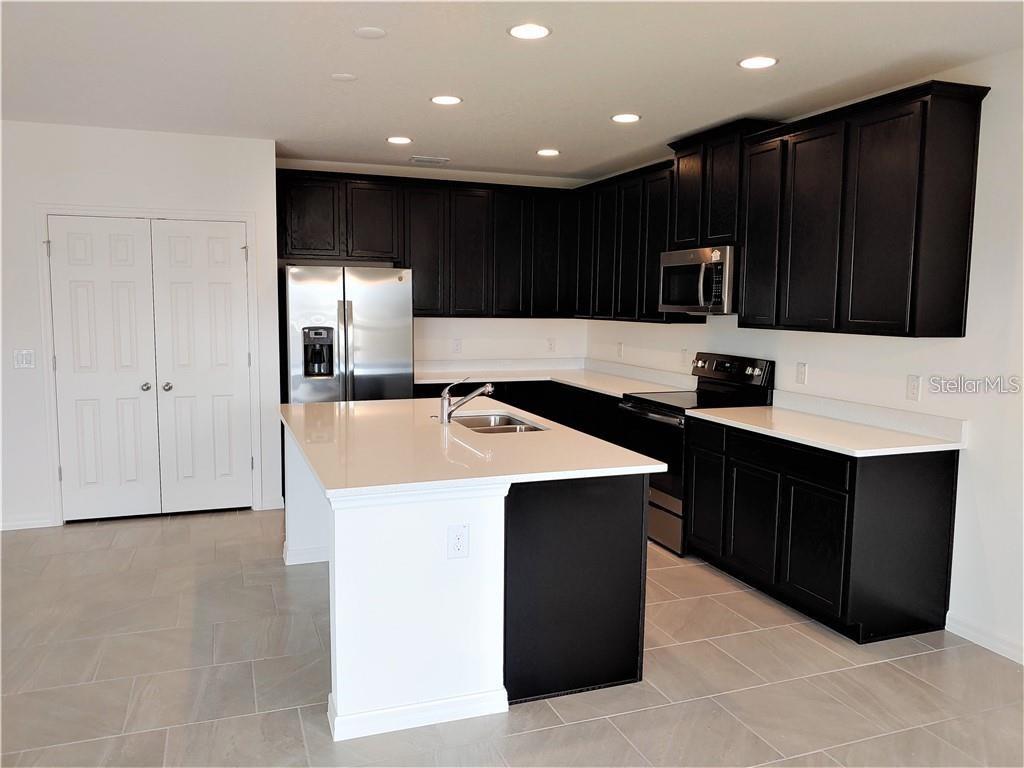 9605 EARLY LOOP, GROVELAND, FL, 34736