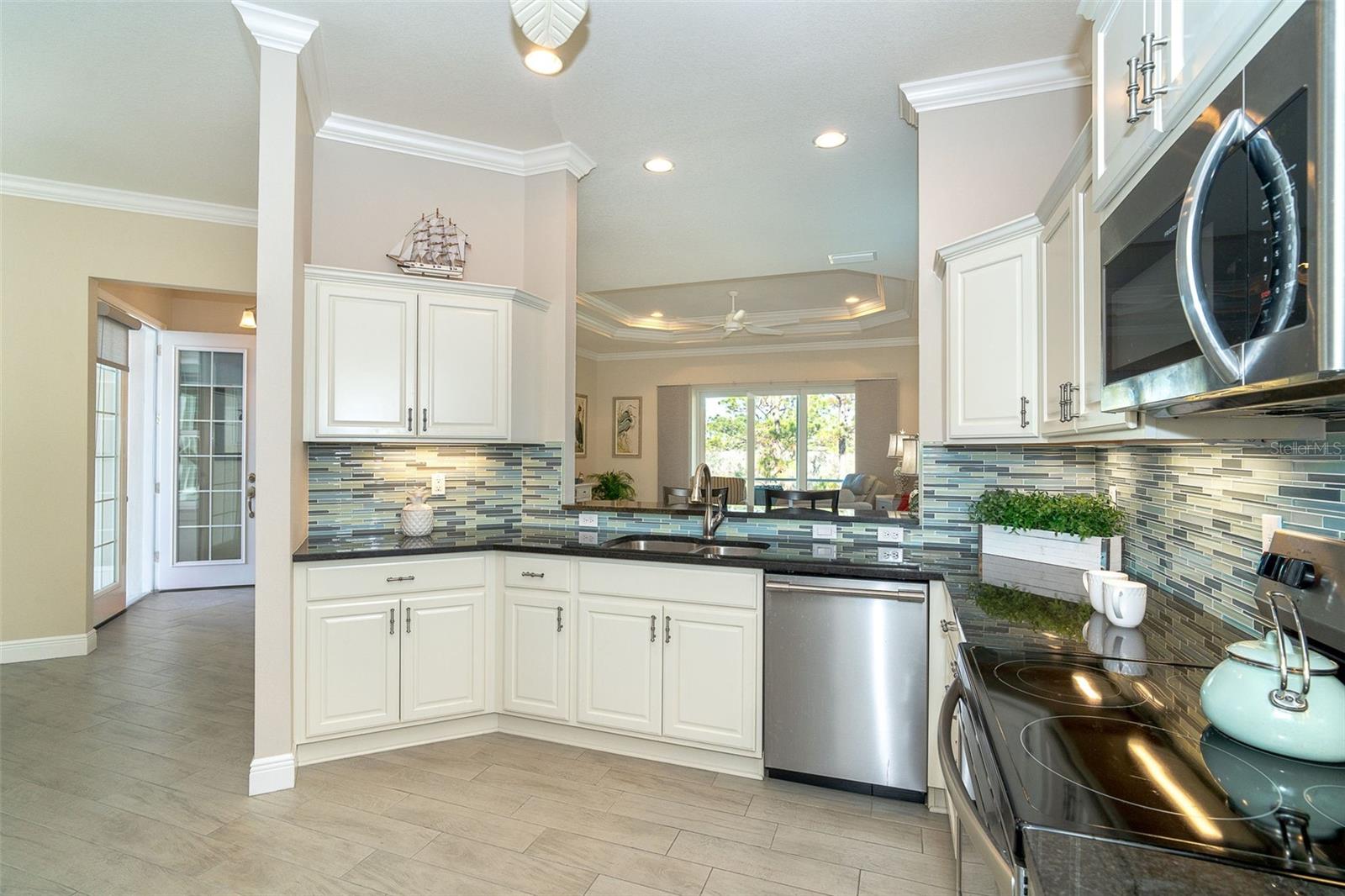 8960 SCALLOP WAY, PLACIDA, FL, 33946
