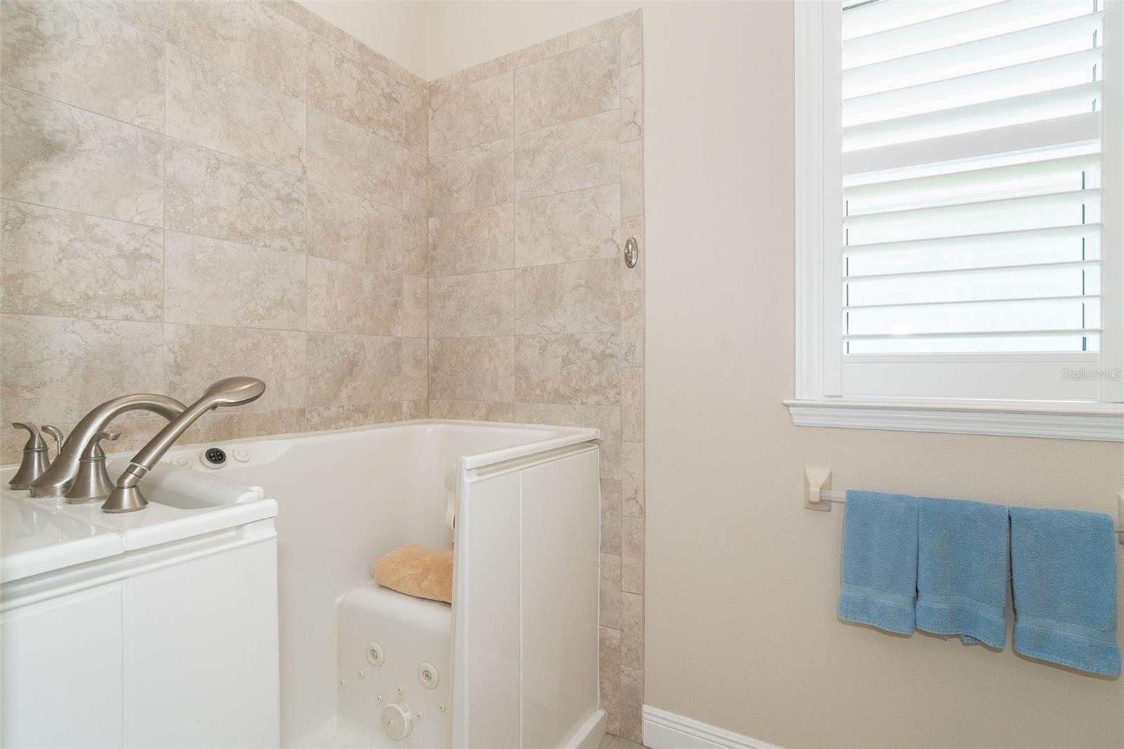 8960 SCALLOP WAY, PLACIDA, FL, 33946