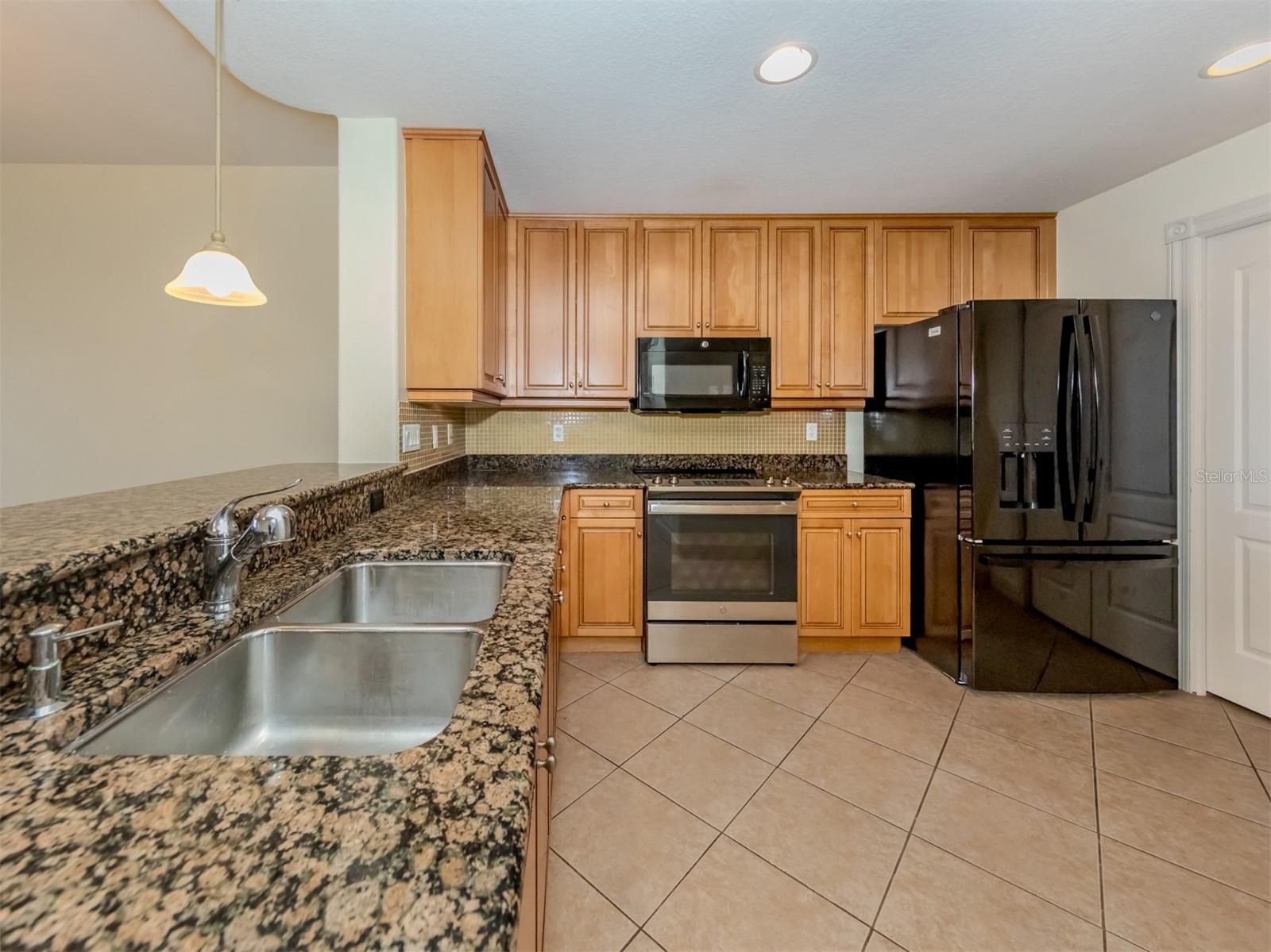 157 TAMPA AVE E #407, VENICE, FL, 34285