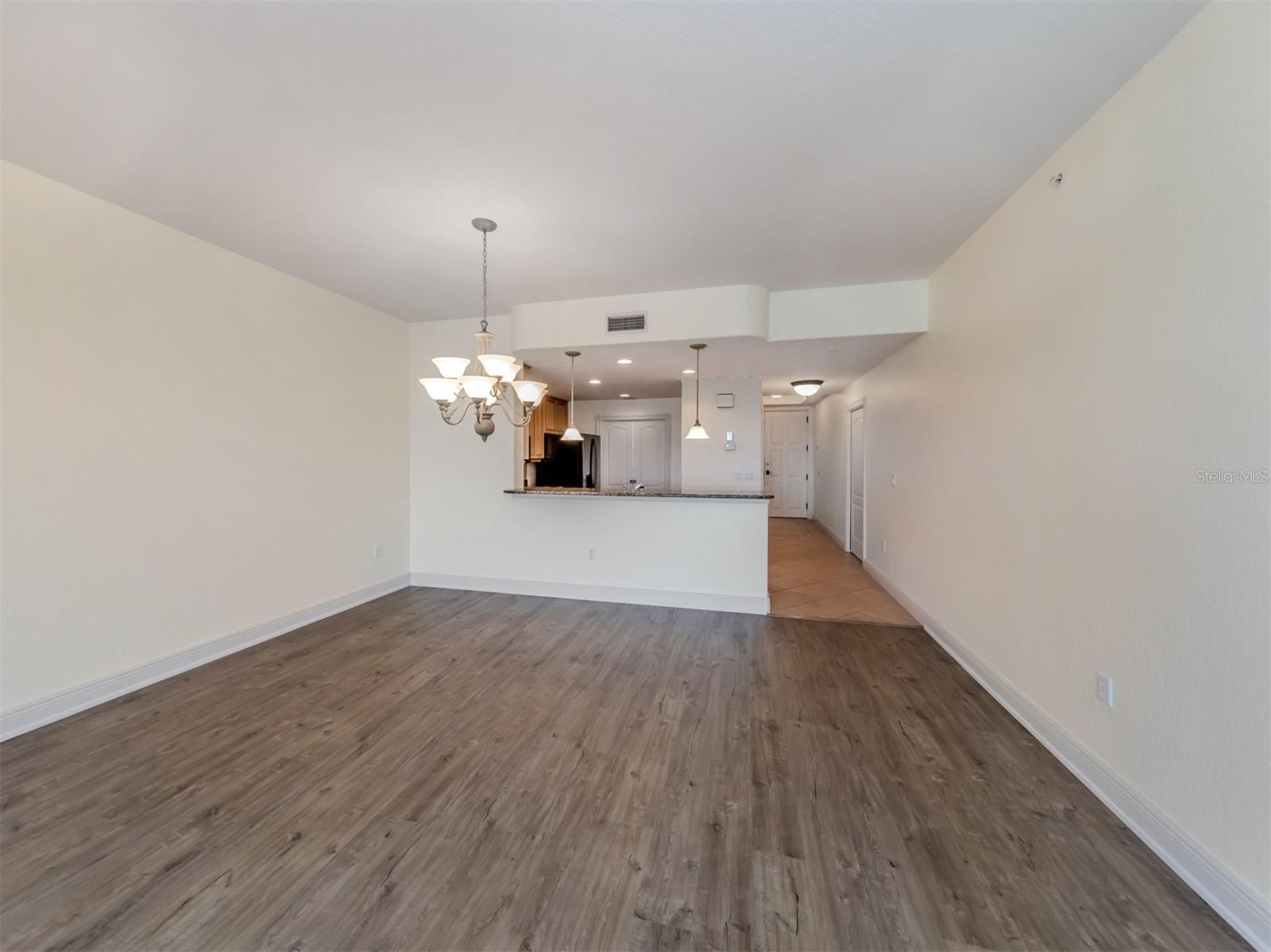 157 TAMPA AVE E #407, VENICE, FL, 34285