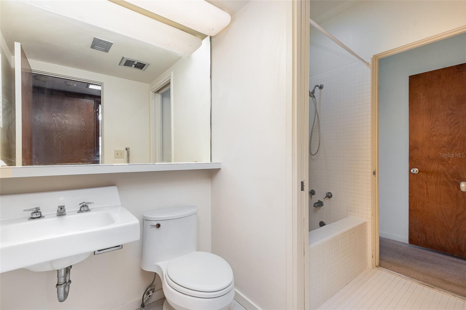 951 POWHATAN DR, SANFORD, FL, 32771