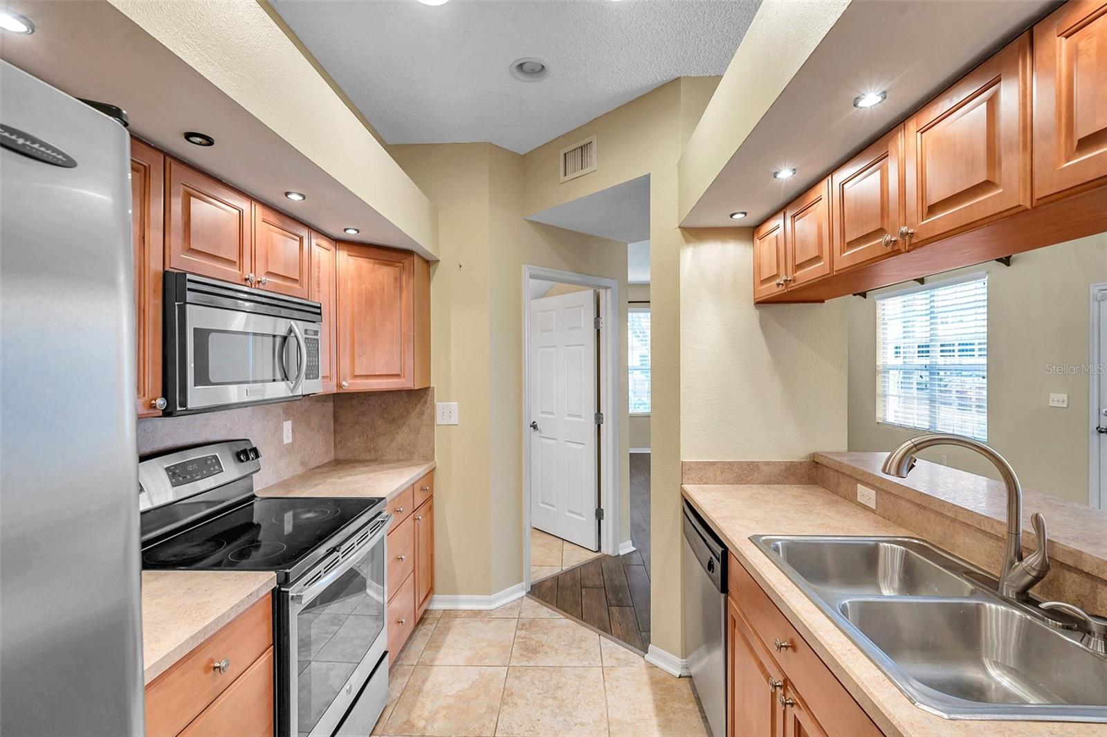 2739 ENTERPRISE RD E #1, CLEARWATER, FL, 33759