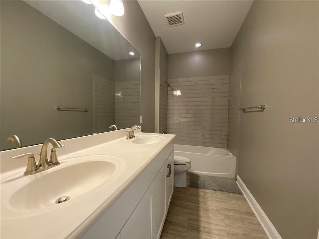 10926 CITRON OAKS DR, ORLANDO, FL, 32836