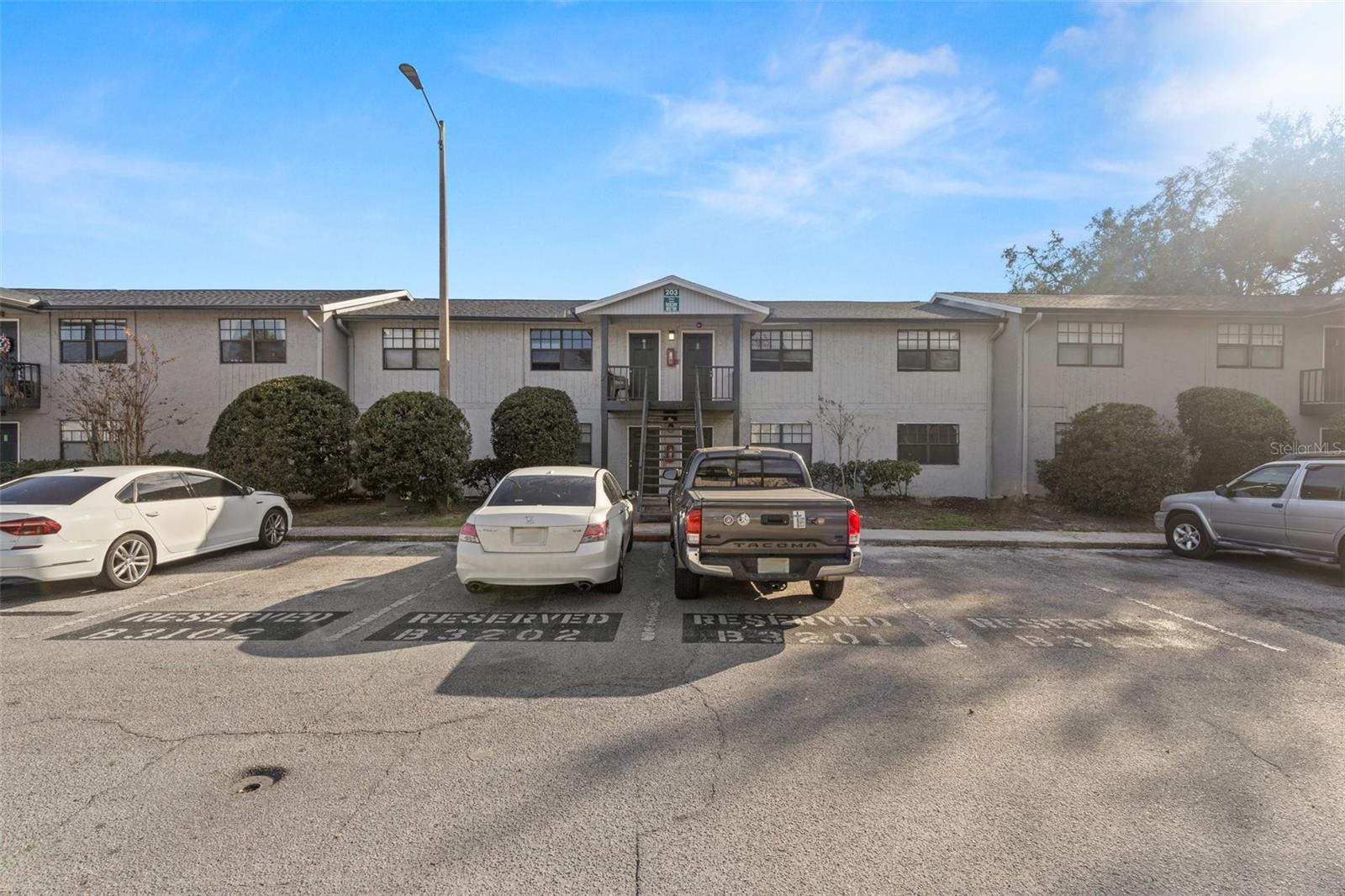 203 POINSETTIA PINE CT #201, TAMPA, FL, 33612