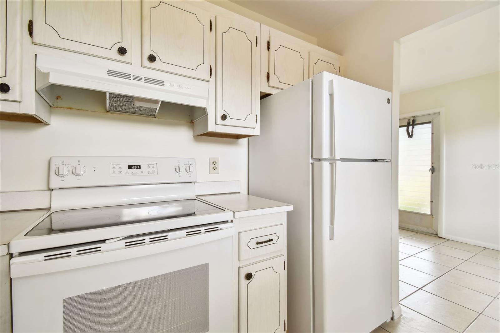 402 DORCHESTER PL #28, SUN CITY CENTER, FL, 33573