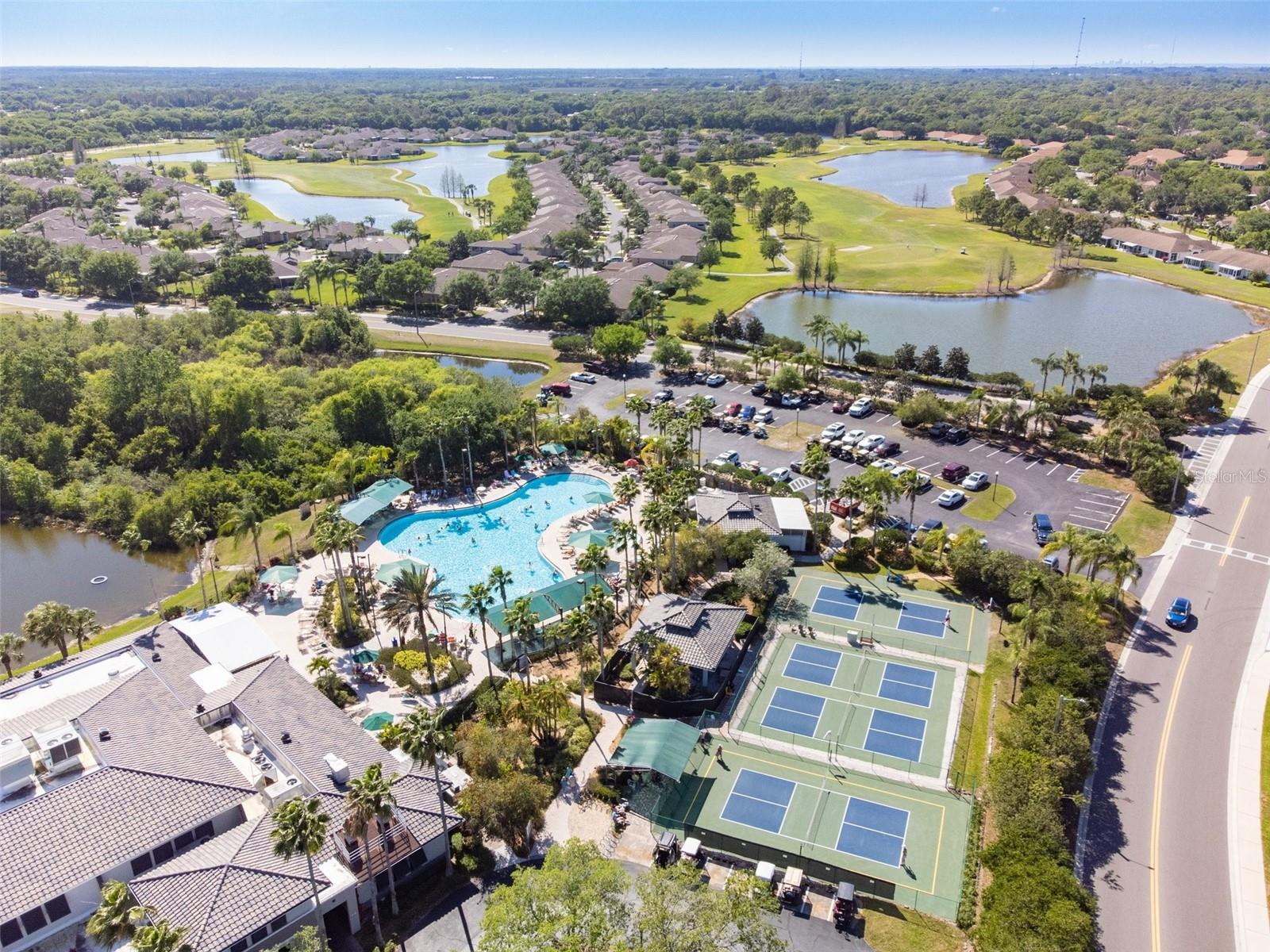 402 DORCHESTER PL #28, SUN CITY CENTER, FL, 33573