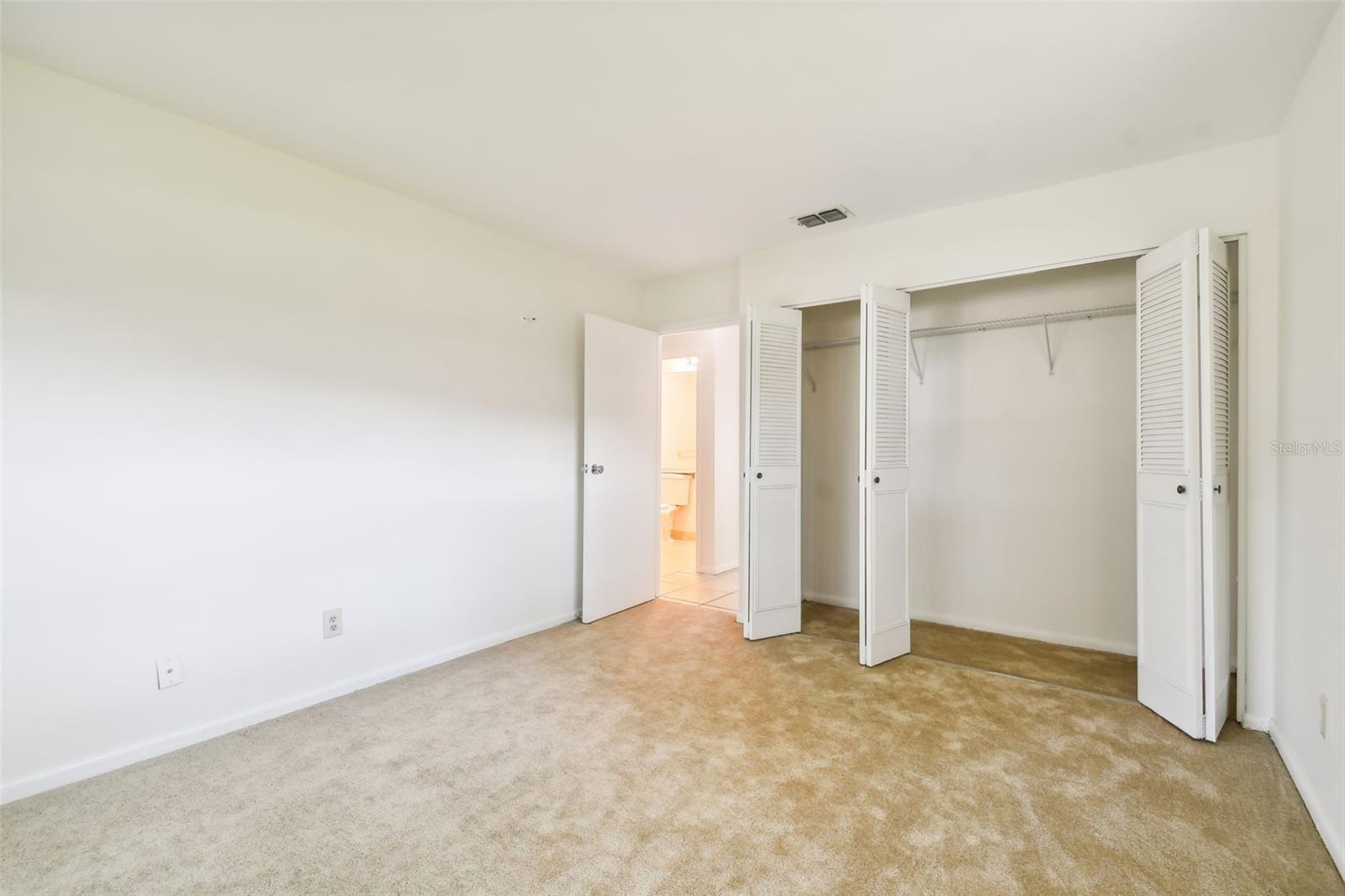 402 DORCHESTER PL #28, SUN CITY CENTER, FL, 33573