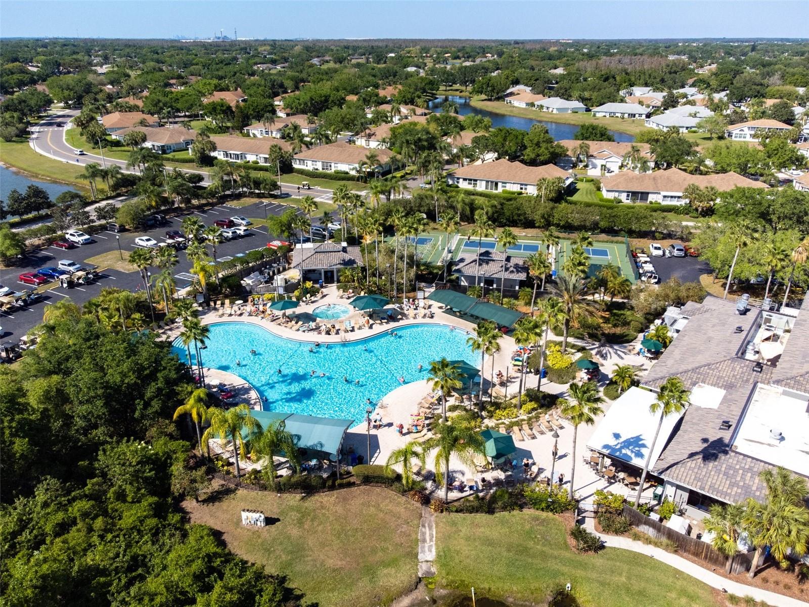 402 DORCHESTER PL #28, SUN CITY CENTER, FL, 33573