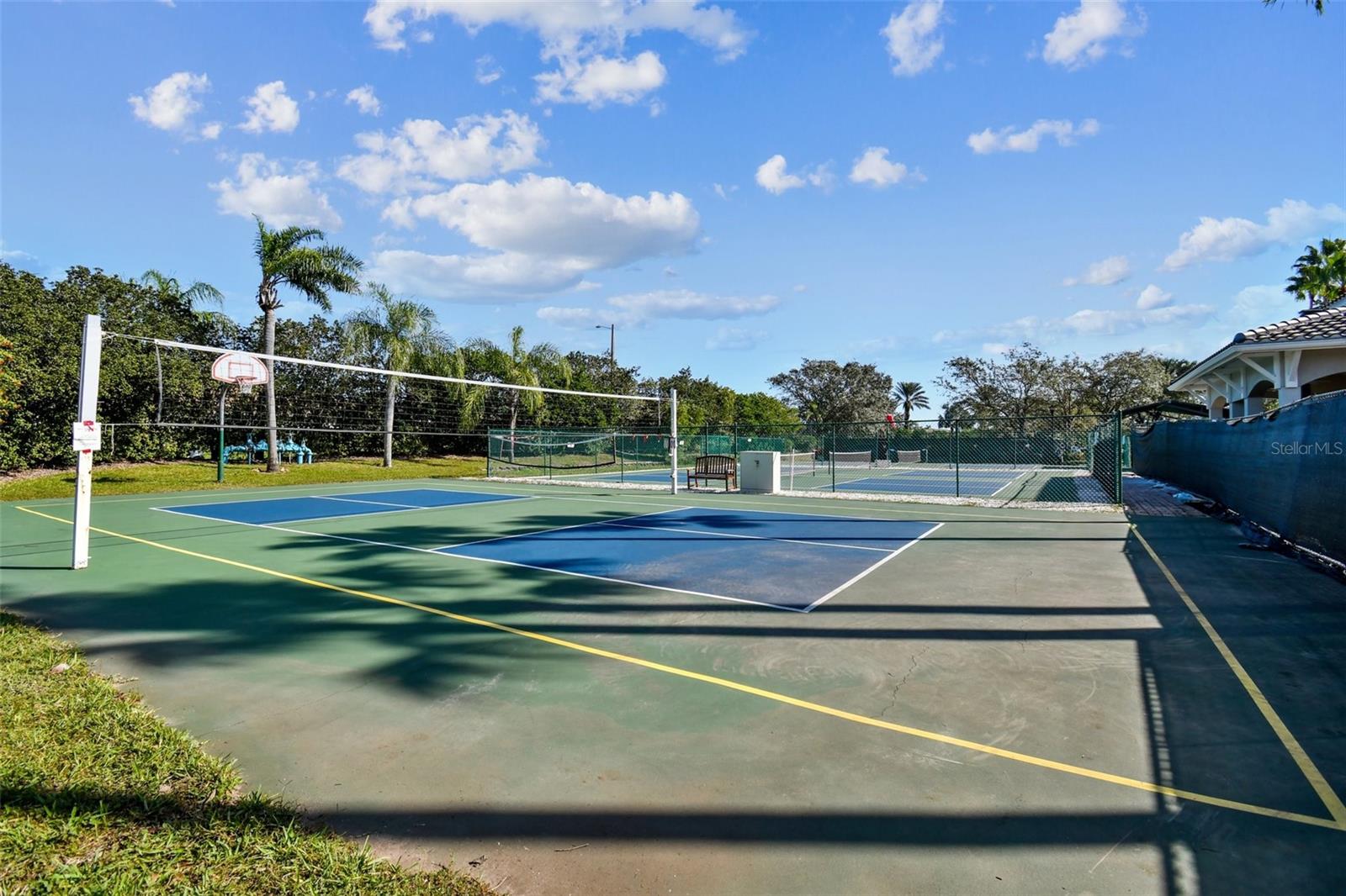 402 DORCHESTER PL #28, SUN CITY CENTER, FL, 33573