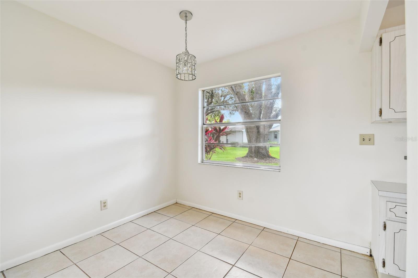 402 DORCHESTER PL #28, SUN CITY CENTER, FL, 33573