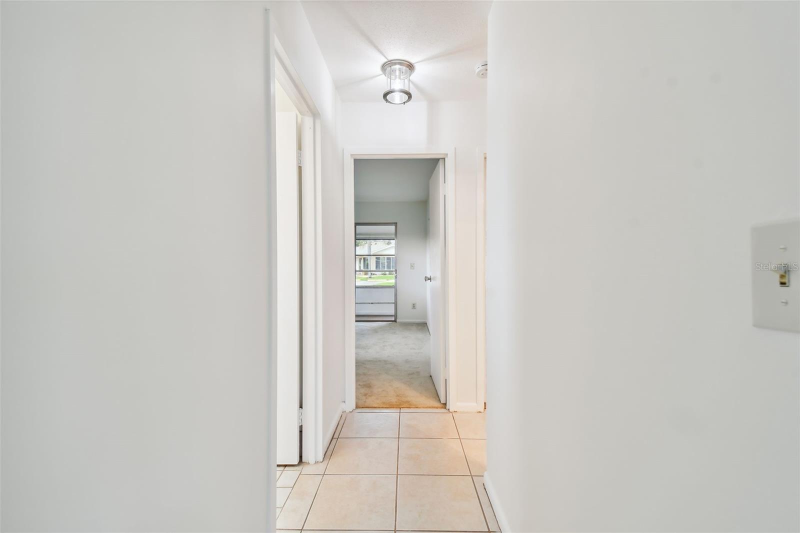 402 DORCHESTER PL #28, SUN CITY CENTER, FL, 33573
