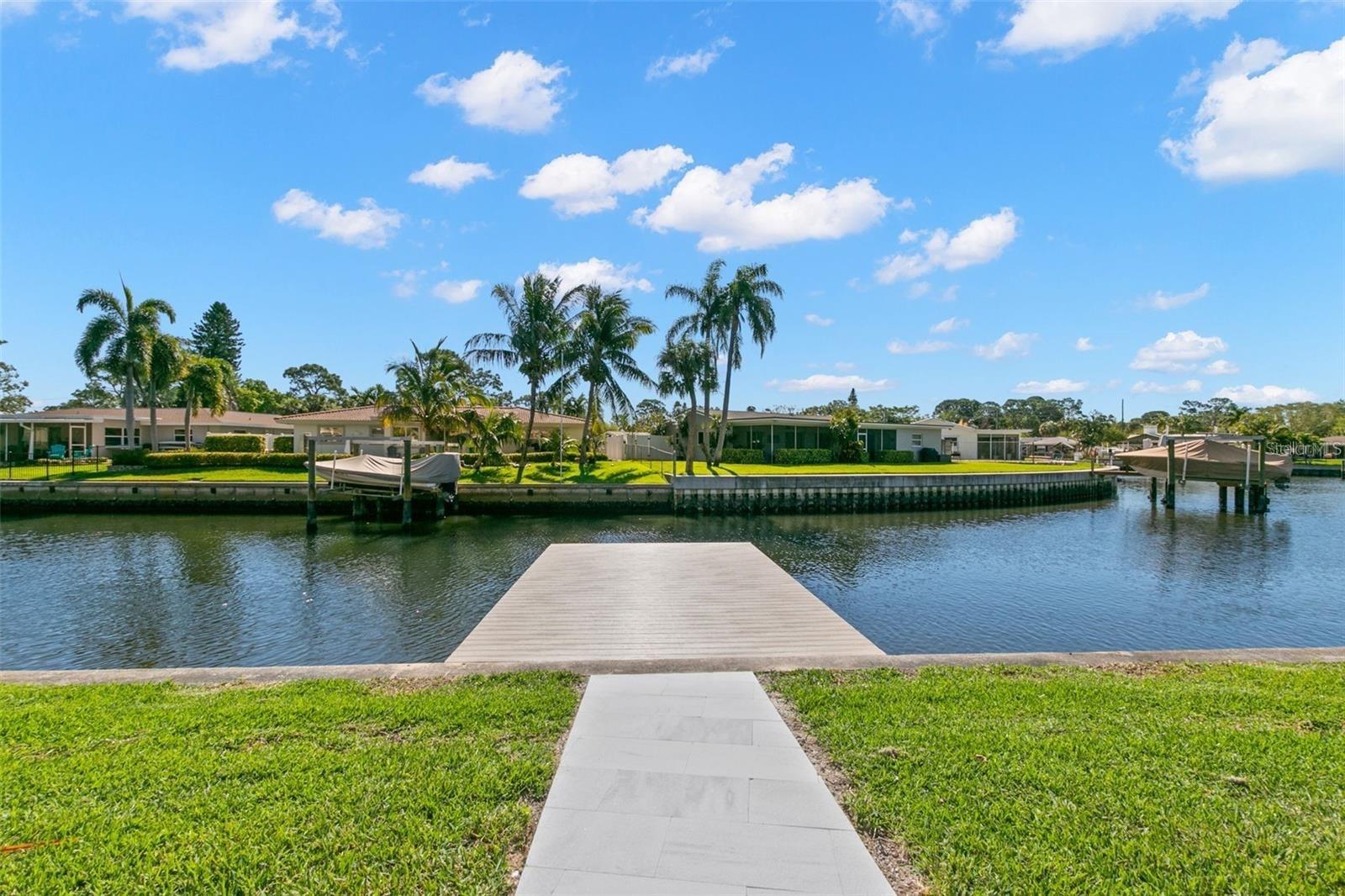 5215 DOVER ST NE, ST PETERSBURG, FL, 33703