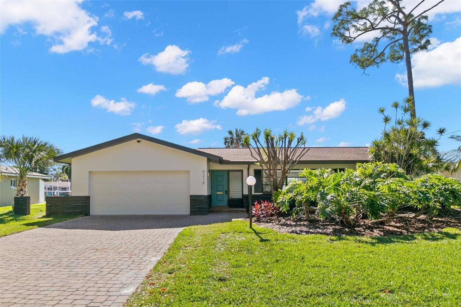 5215 DOVER ST NE, ST PETERSBURG, FL, 33703