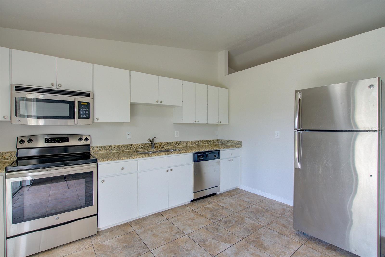 2369 N BISCAYNE DR, NORTH PORT, FL, 34291