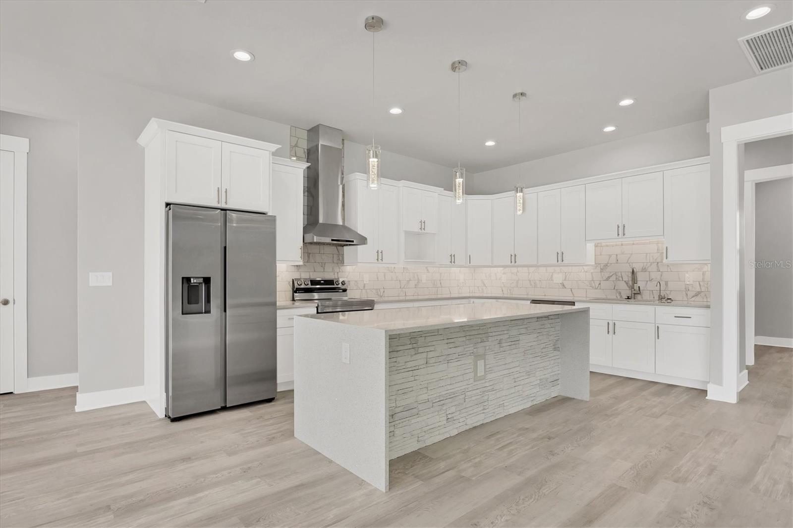 16443 LAGORE AVE, PORT CHARLOTTE, FL, 33954