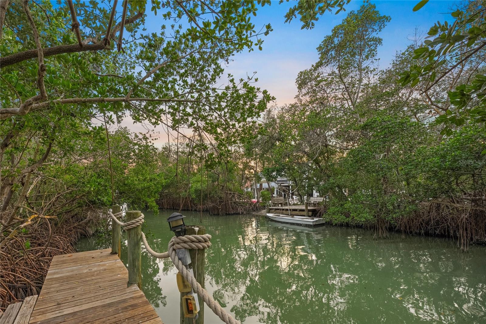 689 LANDS END DR, LONGBOAT KEY, FL, 34228