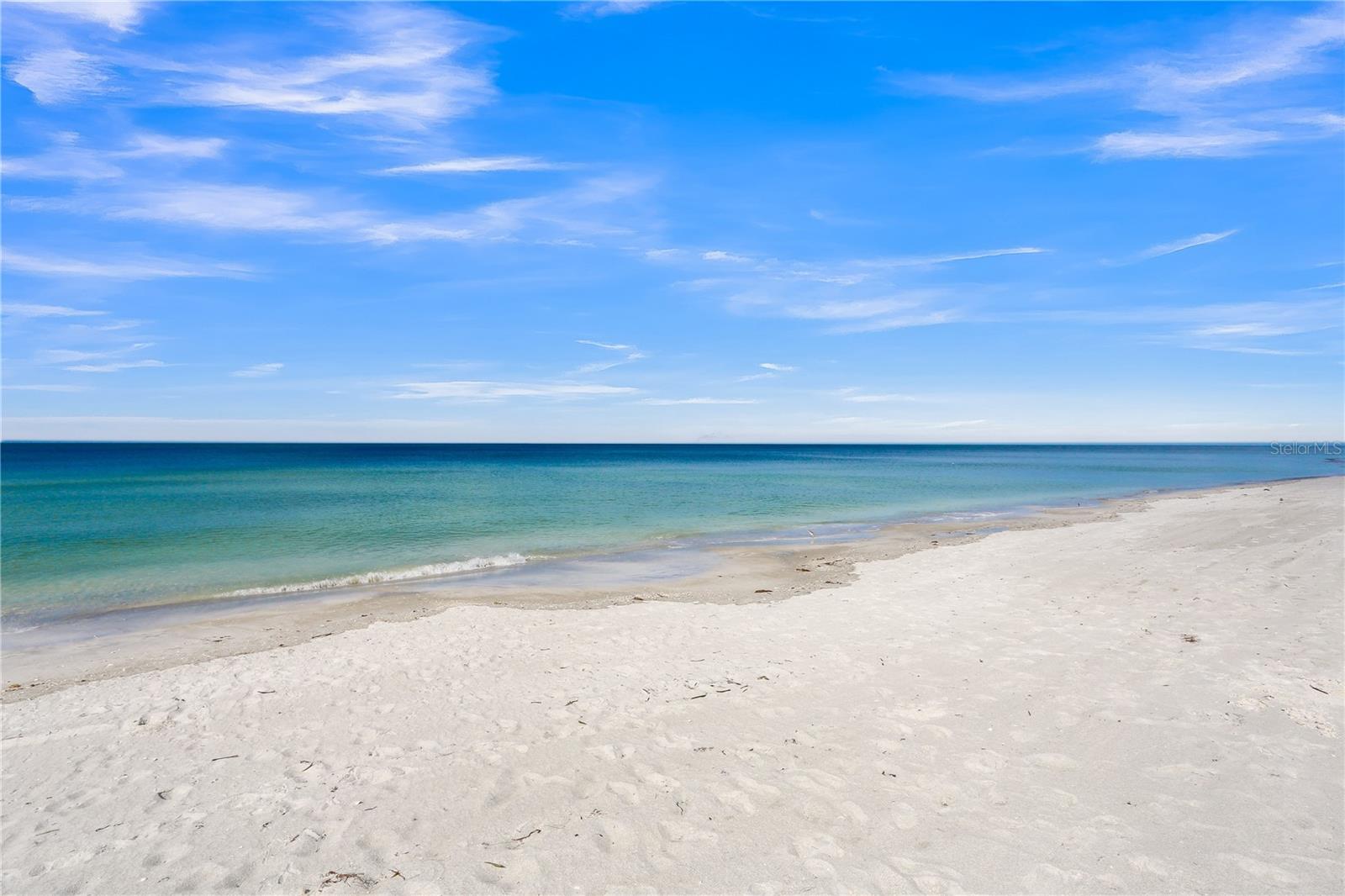 689 LANDS END DR, LONGBOAT KEY, FL, 34228