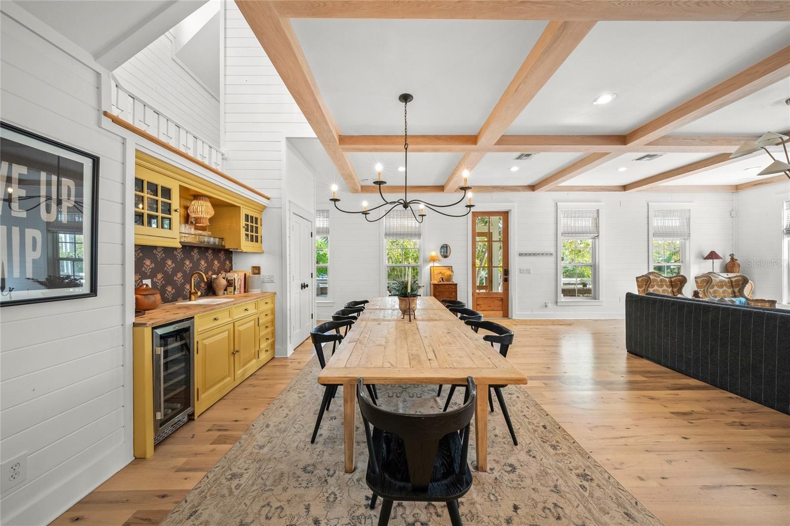 689 LANDS END DR, LONGBOAT KEY, FL, 34228