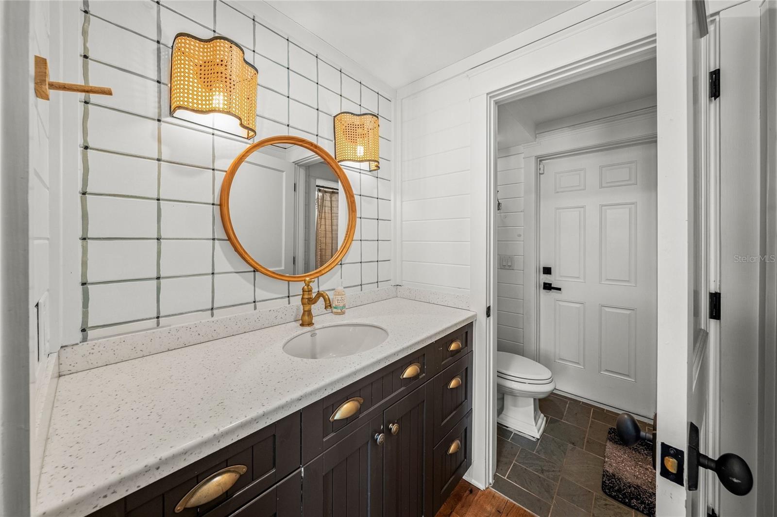 689 LANDS END DR, LONGBOAT KEY, FL, 34228