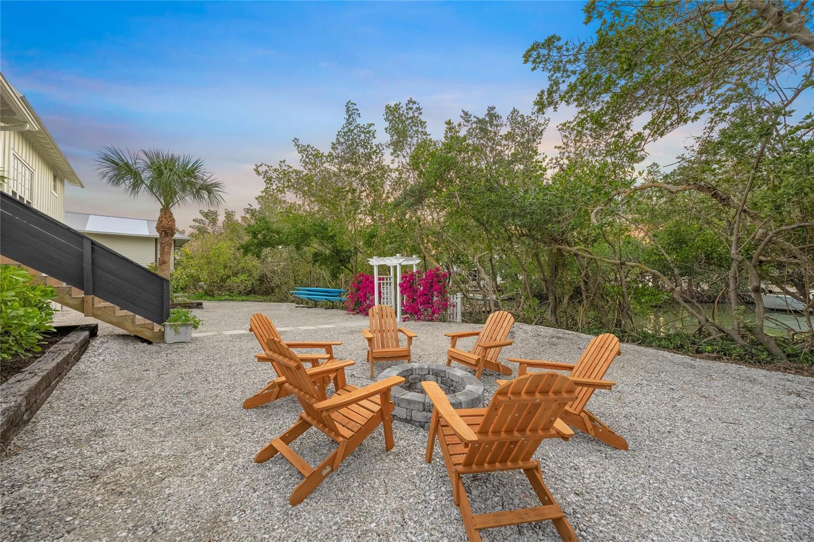 689 LANDS END DR, LONGBOAT KEY, FL, 34228