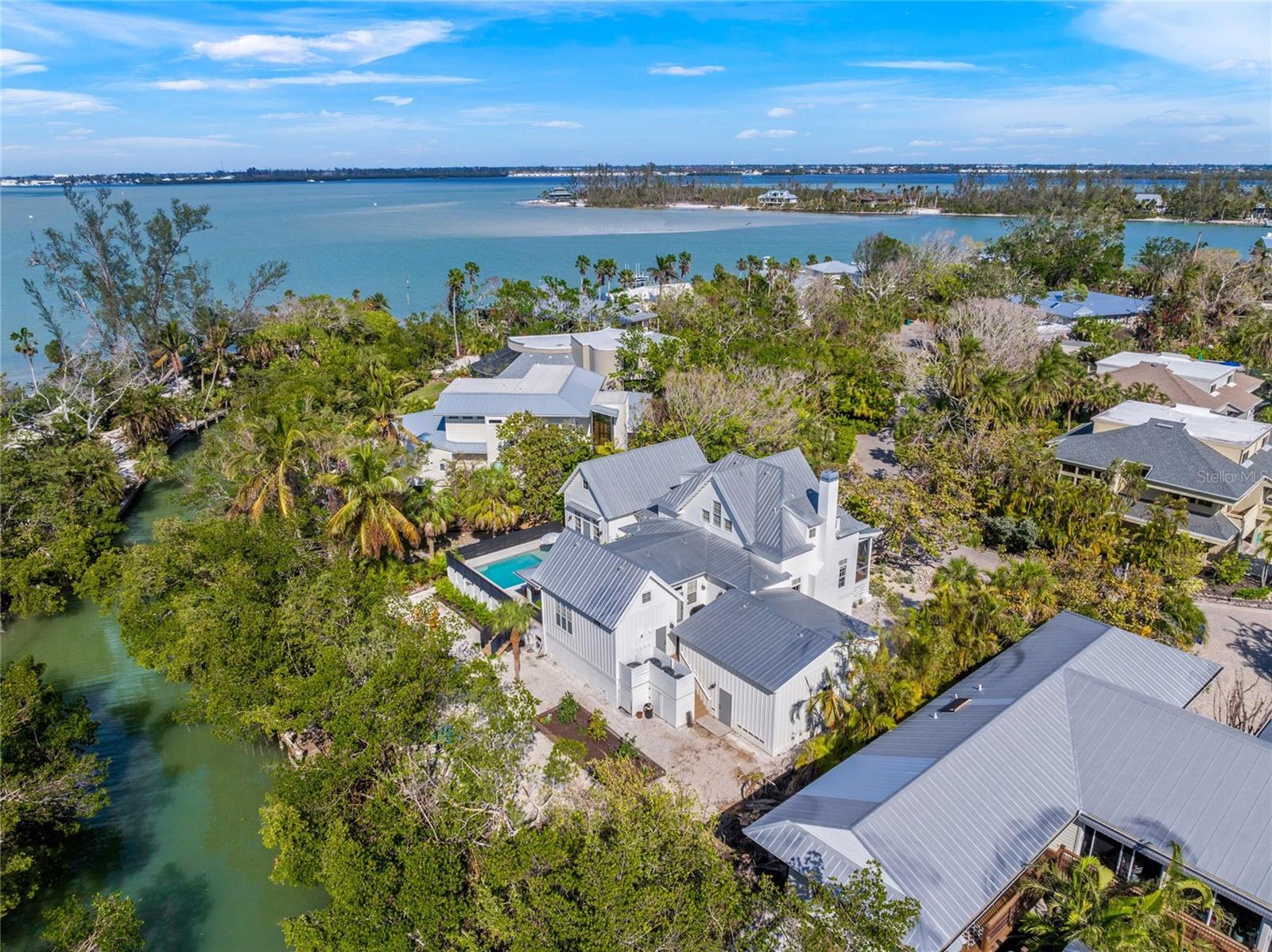 689 LANDS END DR, LONGBOAT KEY, FL, 34228