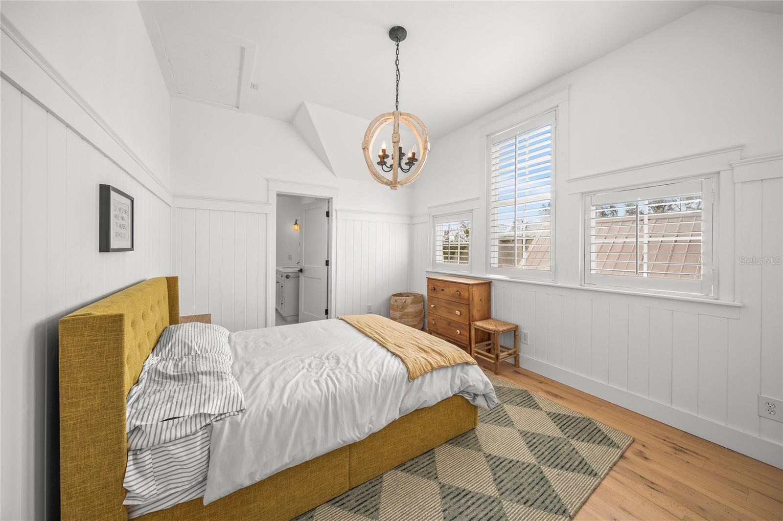 689 LANDS END DR, LONGBOAT KEY, FL, 34228