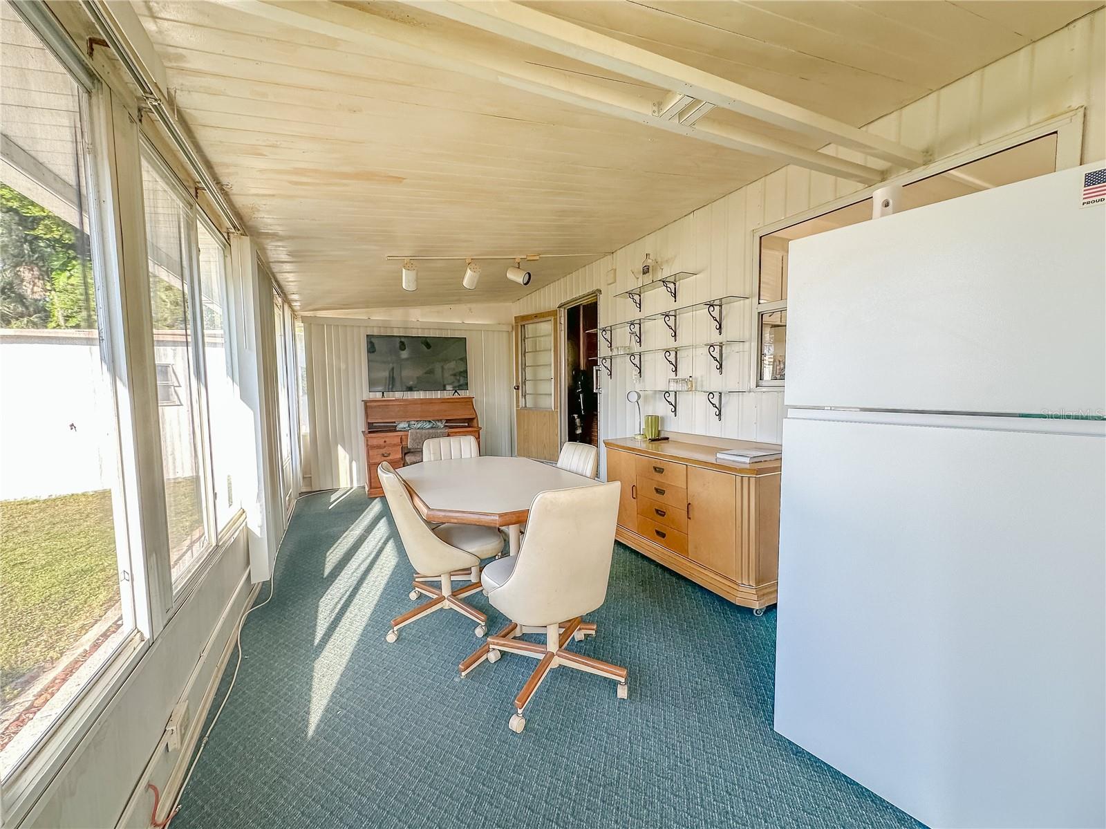 944 MARK RD, LEESBURG, FL, 34748
