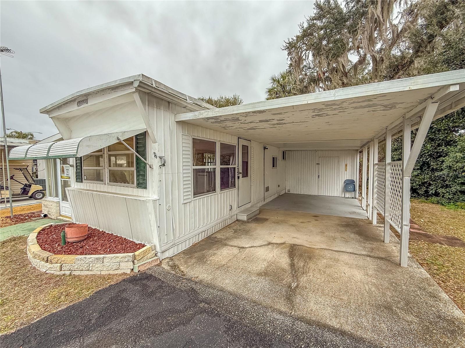 944 MARK RD, LEESBURG, FL, 34748