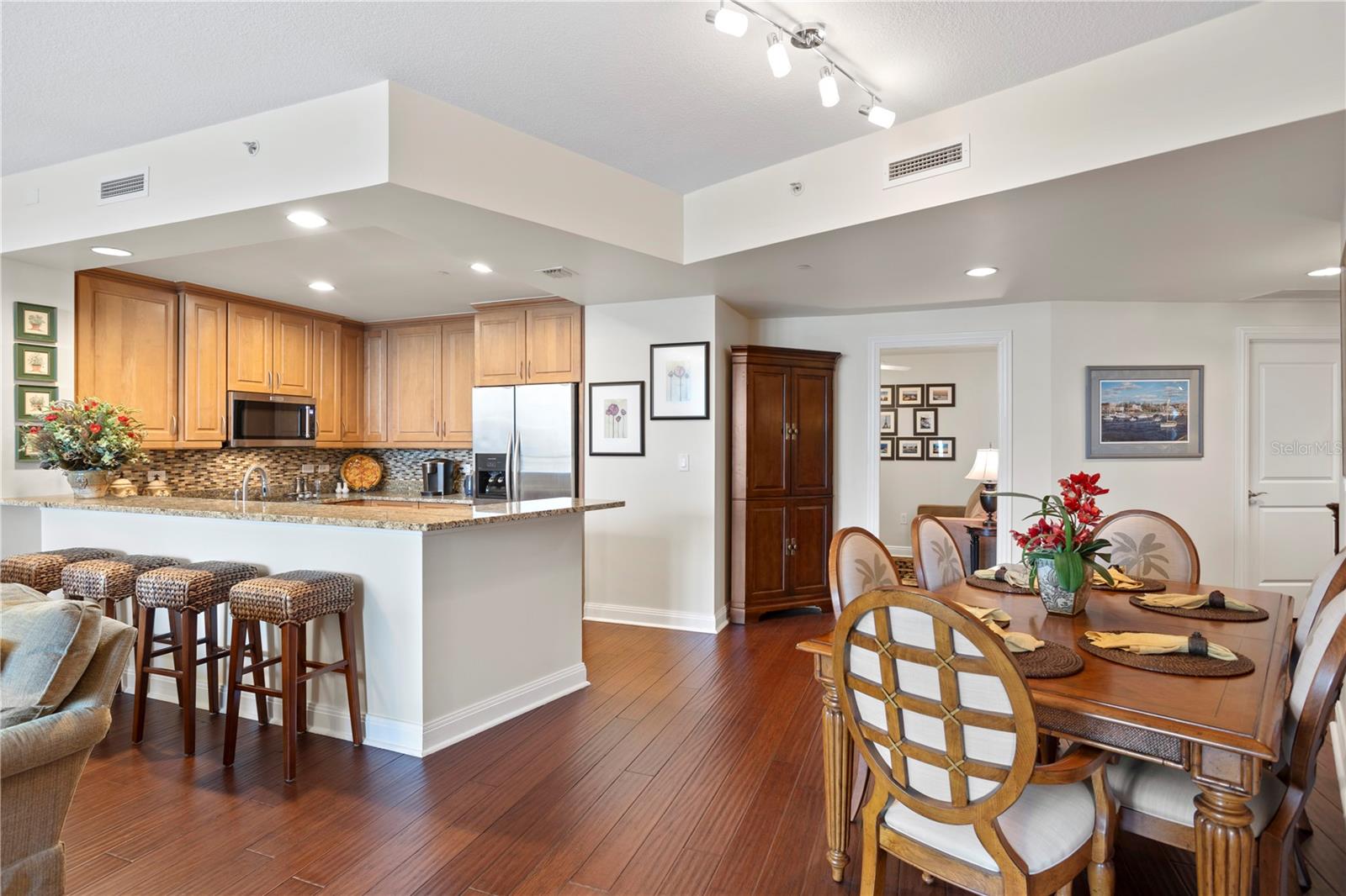 450 KNIGHTS RUN AVE #705, TAMPA, FL, 33602