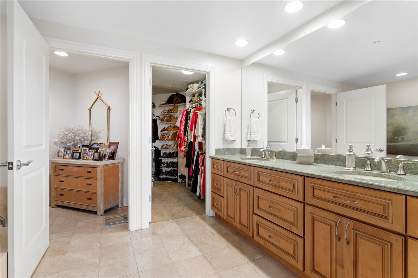 450 KNIGHTS RUN AVE #705, TAMPA, FL, 33602