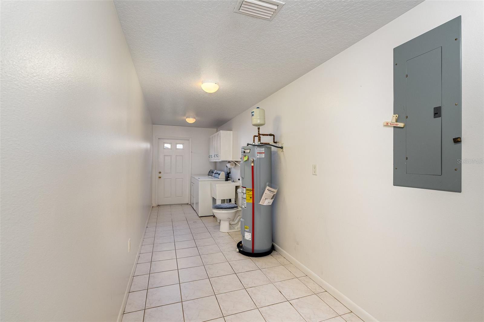 635 SOMMERS HAMMOCK LN, MERRITT ISLAND, FL, 32953