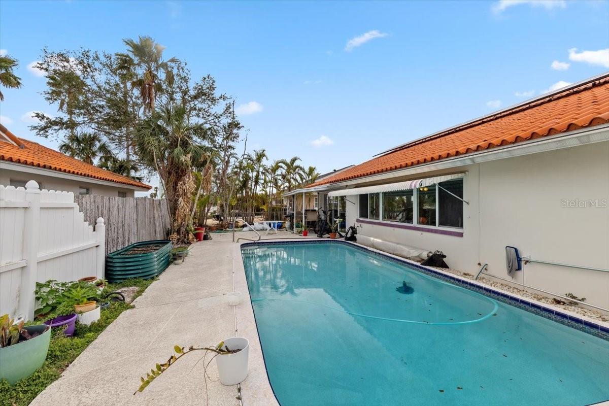 560 64TH AVE, ST PETE BEACH, FL, 33706