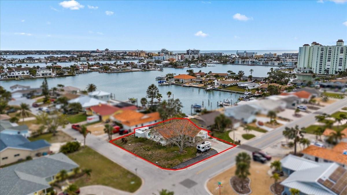 560 64TH AVE, ST PETE BEACH, FL, 33706