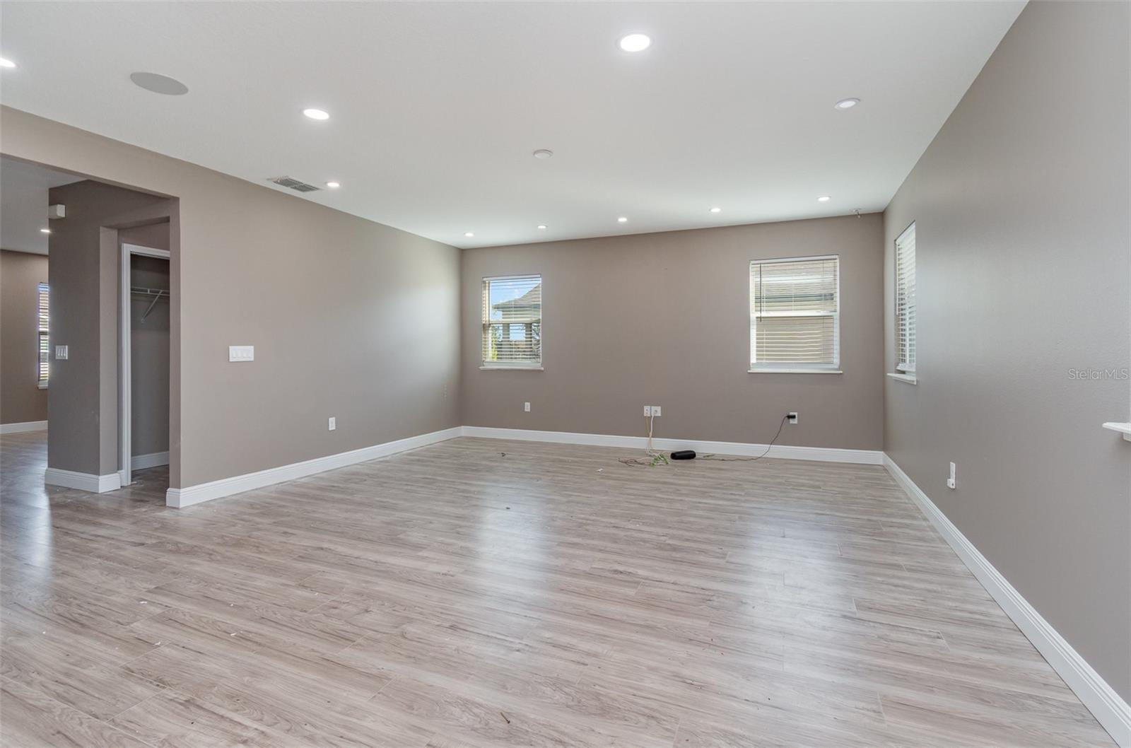 2436 SAND GABLES TRL, BRADENTON, FL, 34208