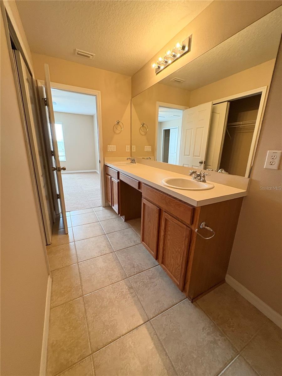 1973 HAWKS VIEW DR, RUSKIN, FL, 33570