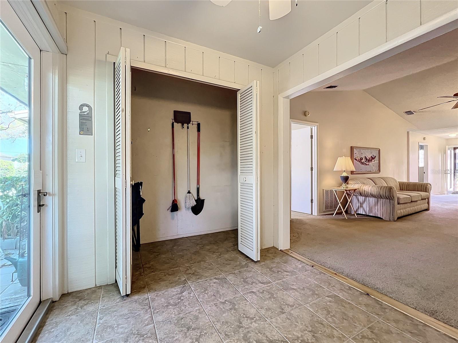 6020 28TH ST W, BRADENTON, FL, 34207