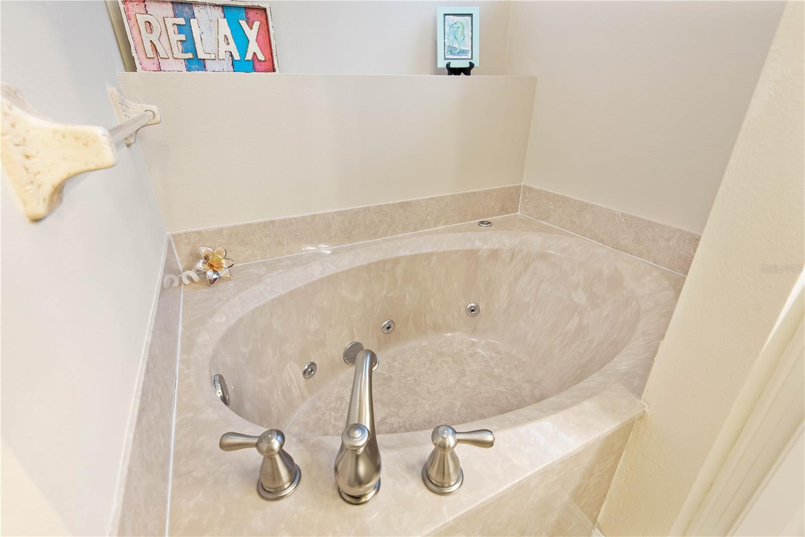 11 RAINTREE CIR, PALM COAST, FL, 32164