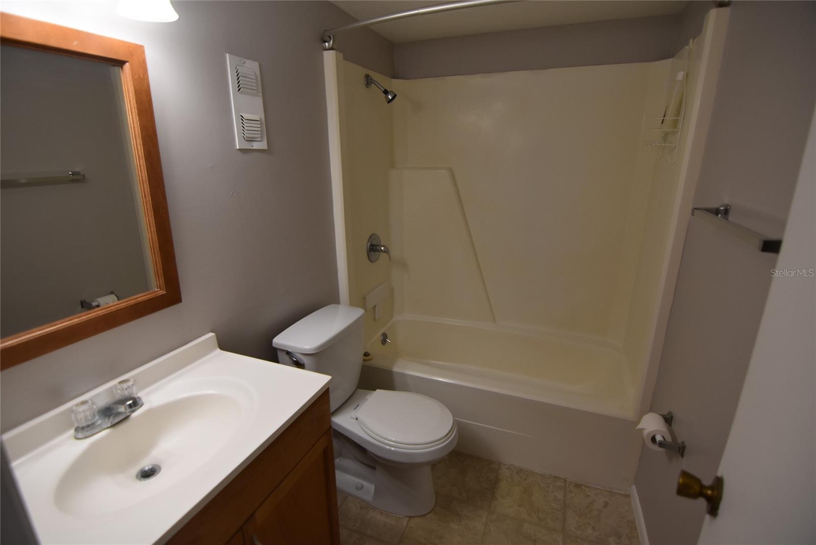 700 E AIRPORT BLVD #D6, SANFORD, FL, 32773