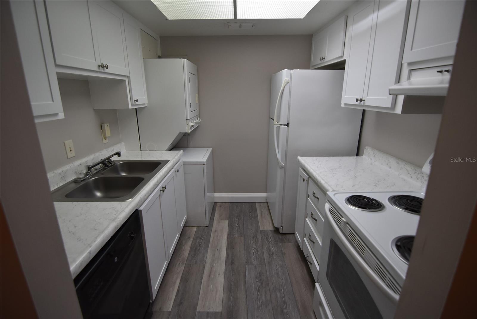 700 E AIRPORT BLVD #D6, SANFORD, FL, 32773