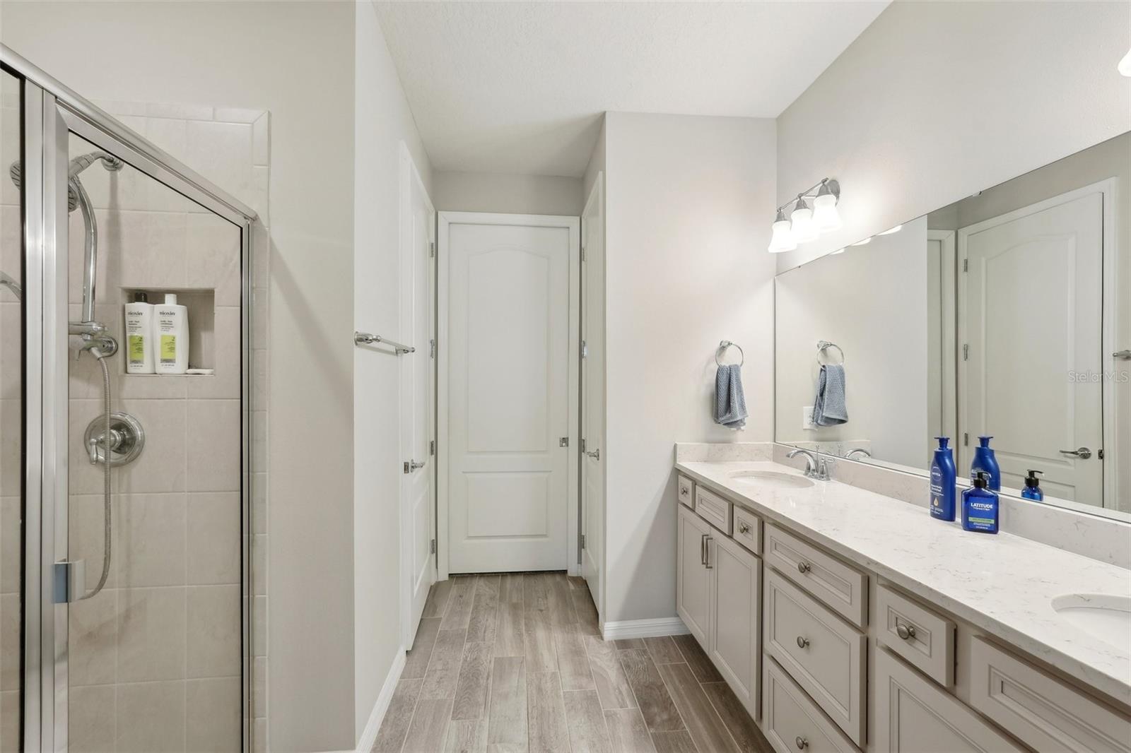 6320 CLIVEDEN CT, APOLLO BEACH, FL, 33572